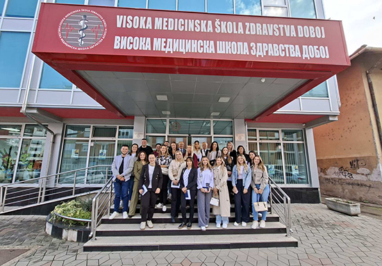Prijem brucoša i prvi akademski čas
